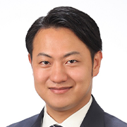 渉外委員会 委員長 塚本 燎