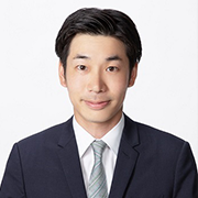 常任理事 社本 崇志