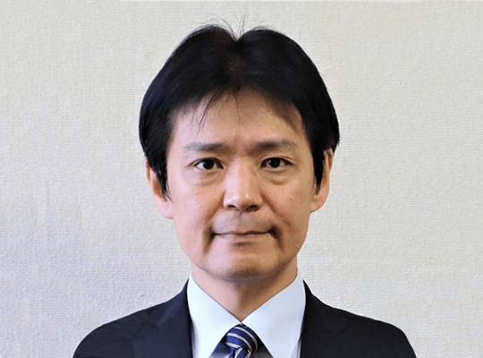坪田 智広 氏