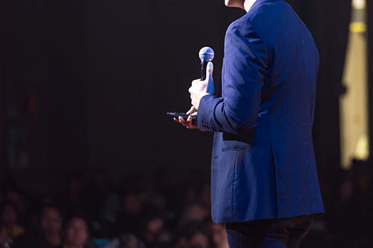 変化を恐れず挑戦するリーダーへ